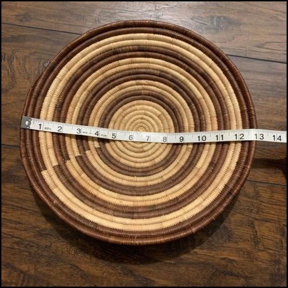 Handwoven Natural Spiral Pattern Table Centerpiece Boho Hippie Bowl Basket - Picture 5 of 5
